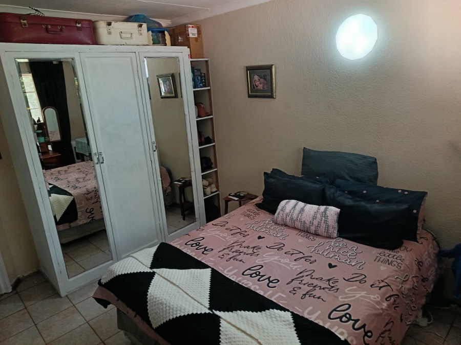 6 Bedroom Property for Sale in Cashan North West